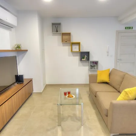 Apartman Spacious And Tastefully Furnished 2 Bedroom Ddif1-3 *